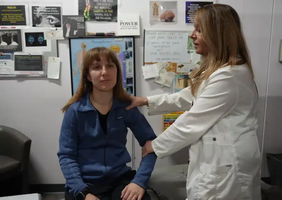 Shoulder Treatment: Image-Guided Assessment and Chiropractic Care in Chicago